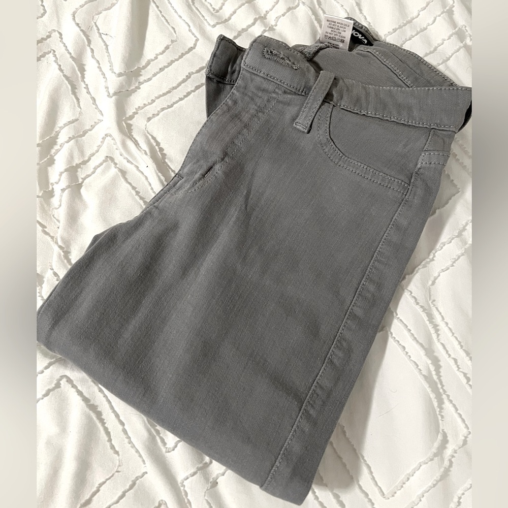 FASHION NOVA SKINNY FIT